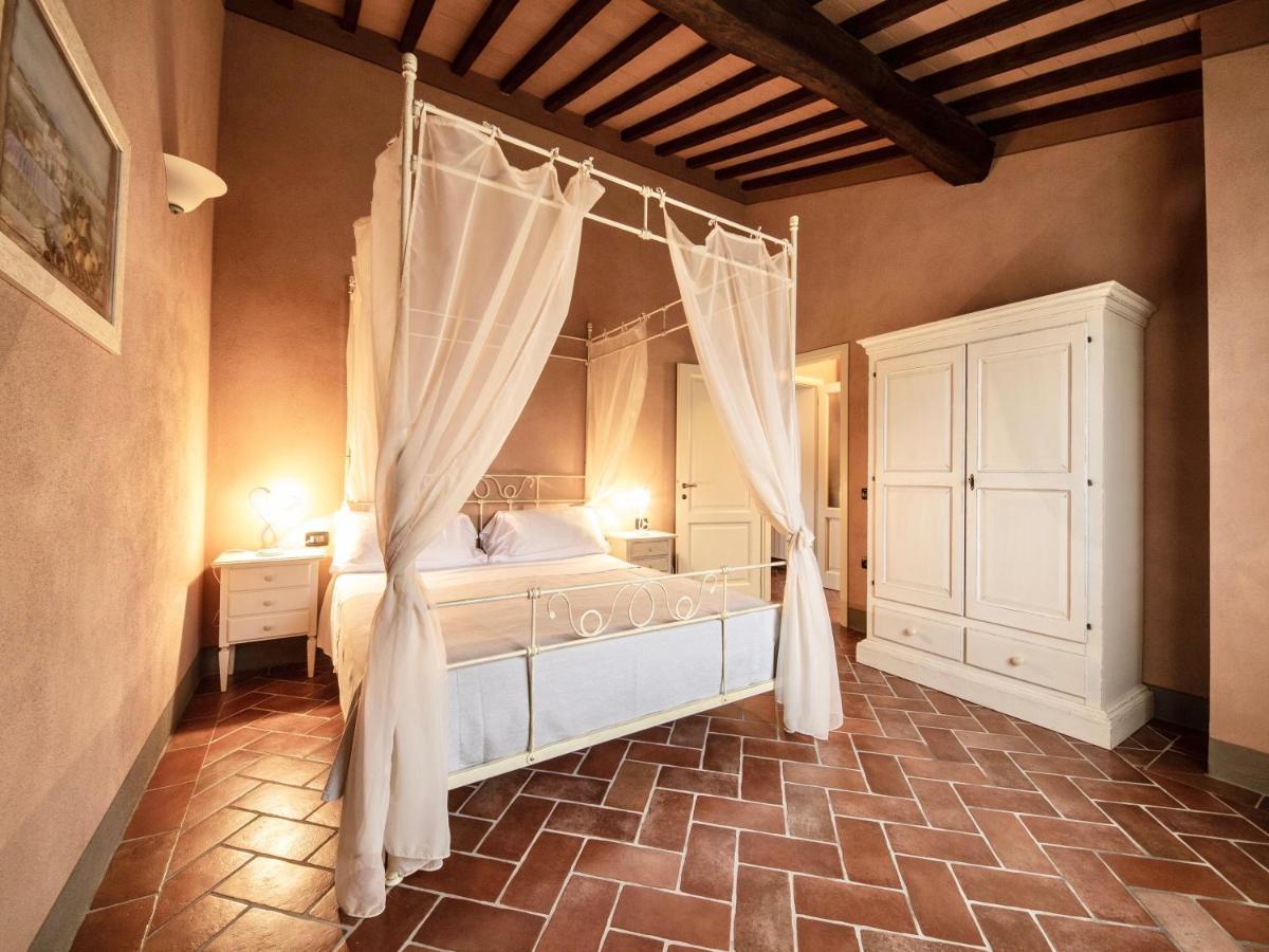 Apartments In Residence With Swimming Pool In モンテヴェルディ・マリッティモ エクステリア 写真