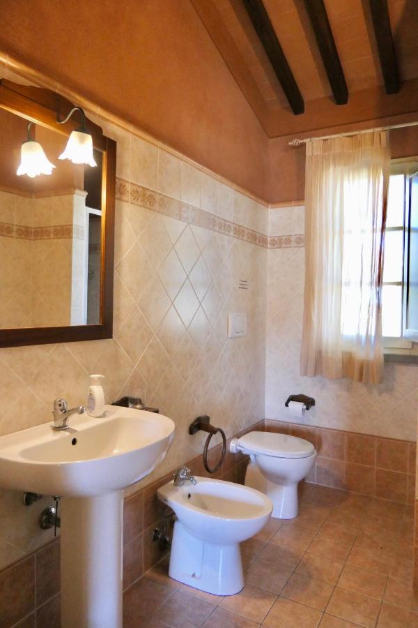 Apartments In Residence With Swimming Pool In モンテヴェルディ・マリッティモ エクステリア 写真
